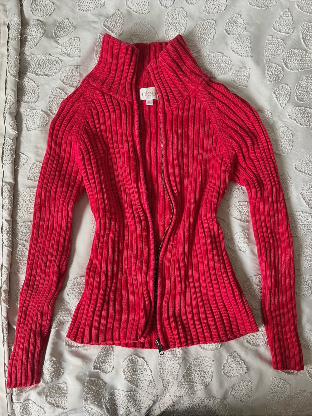 cleo Ribbed Zip-Up Cardigan in Red